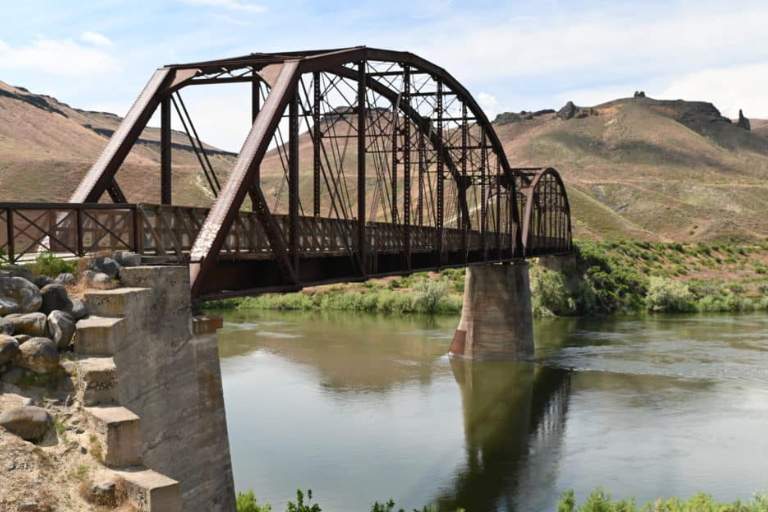 18-Guffey-Railroad-Bridge-&-Rail-Trail
